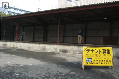 UEKEN NEW OFFICE エントランス　BEFORE