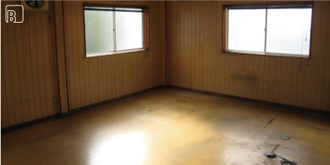 UEKEN NEW OFFICE テーブル席