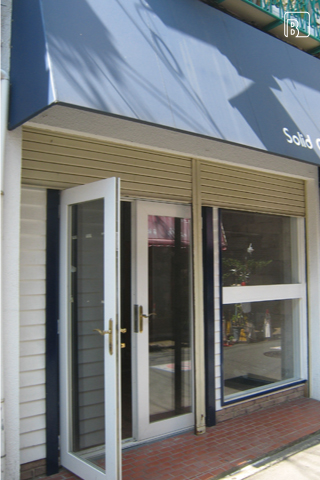 ROJIURA BAKERY　エントランス　BEFORE