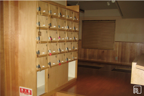 ハイボール酒場 ともすけ 内観　BEFORE