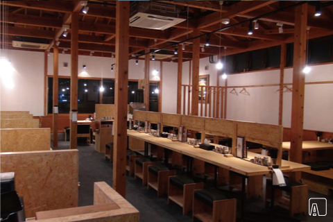 中るラーメン 筑紫野店 内観　AFTER