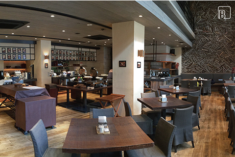 BEER HALL BASSIN 外観　BEFORE