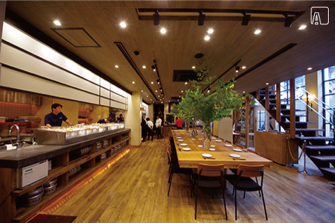 BEER HALL BASSIN 内観　AFTER