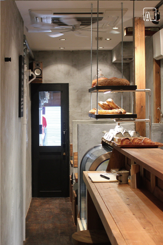 ROJIURA BAKERY CAFE 新宿店 平面図 外観　AFTER