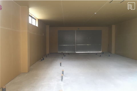 魚屋三代目 鯔背 内観　BEFORE