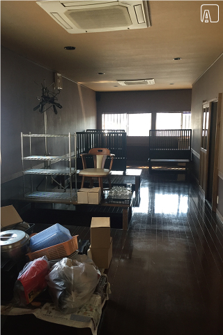 丸秀鮮魚店 二日市店 内観　BEFORE