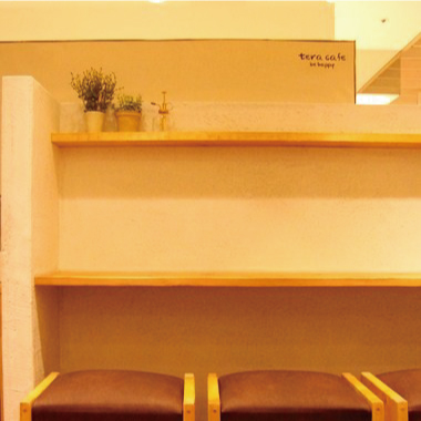 04 情熱ロール　店舗写真