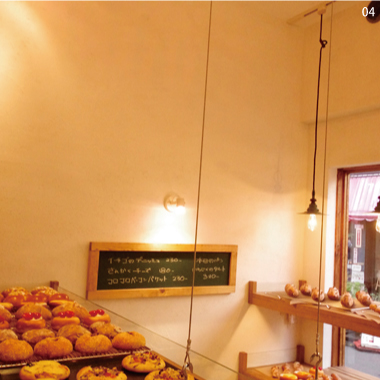 04 ROJIURA BAKERY　店舗写真