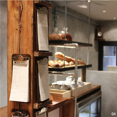 05 >ROJIURA BAKERY CAFE　店舗写真