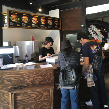 05 >DRAGON BURGER　店舗写真