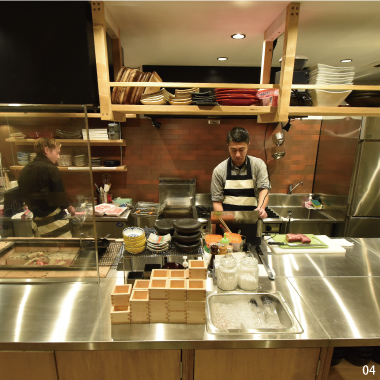 05 >和酒と炉端焼き とんがり　店舗写真