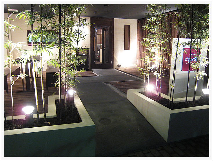 ダイニングバー美麗酒場　ＣＯＵＴＡエントランス