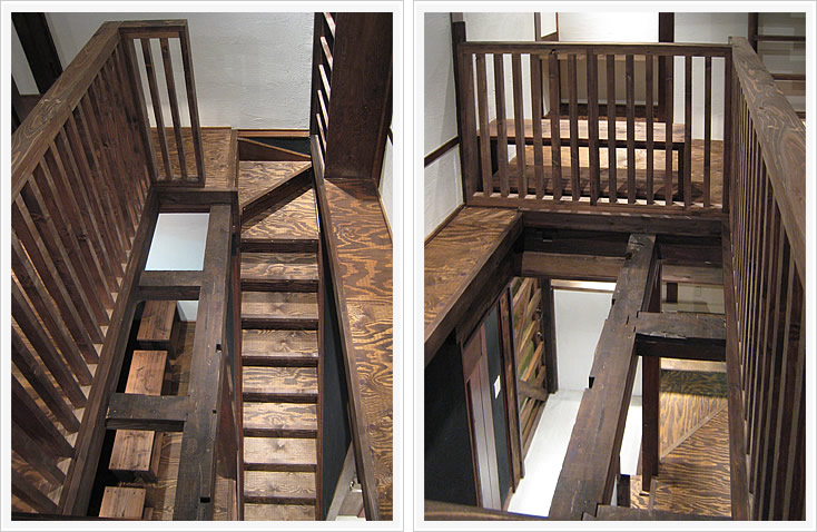 居酒屋・焼鳥まろばし二階から階段を見下す