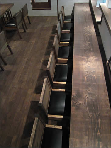 結びの架け橋カウンター席