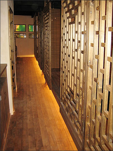 焼肉 龍王館 宗像店 通路